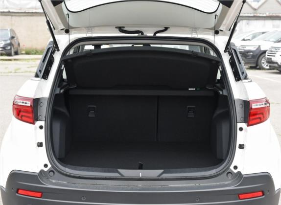 领界 2019款 EcoBoost 145 CVT尊领型PLUS 国VI 车厢座椅   后备厢