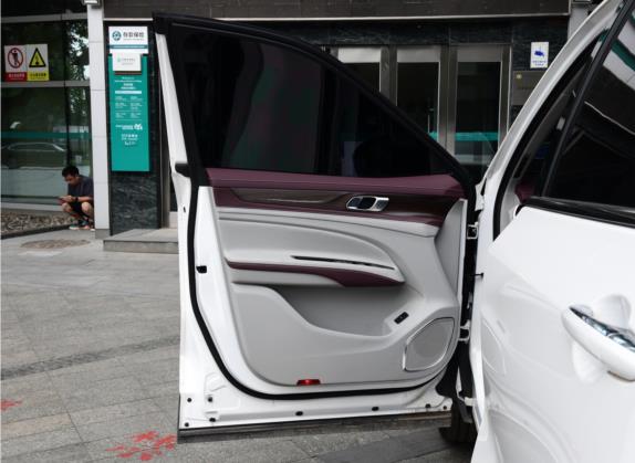 领裕 2021款 EcoBoost 225 尊领型PLUS 7座 车厢座椅   前门板