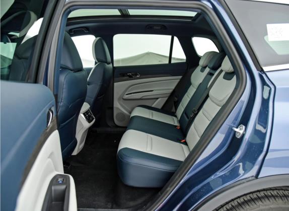 领睿 2022款 EcoBoost 170 尊领型PLUS 车厢座椅   后排空间