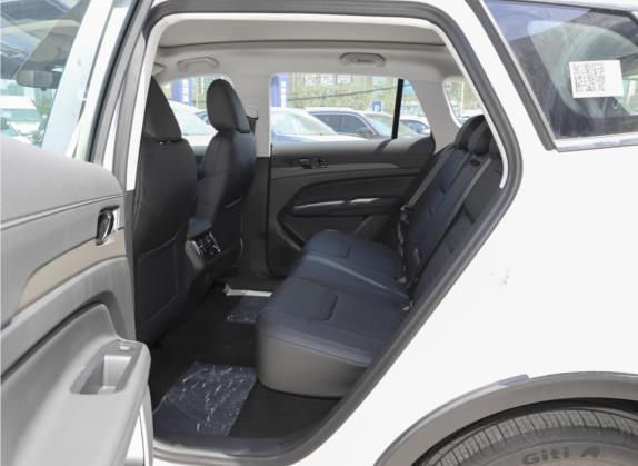 领睿 2022款 EcoBoost 170 精领型 车厢座椅   后排空间