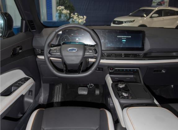 领睿 2022款 极境 EcoBoost 170 光影 中控类   驾驶位