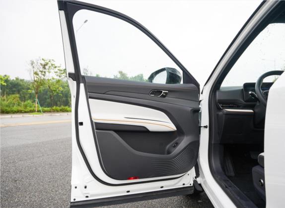 领睿 2022款 极境 EcoBoost 170 魅影 车厢座椅   前门板