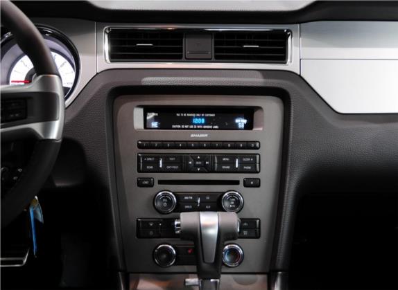 Mustang 2012款 3.7L V6自动豪华型 中控类   中控台