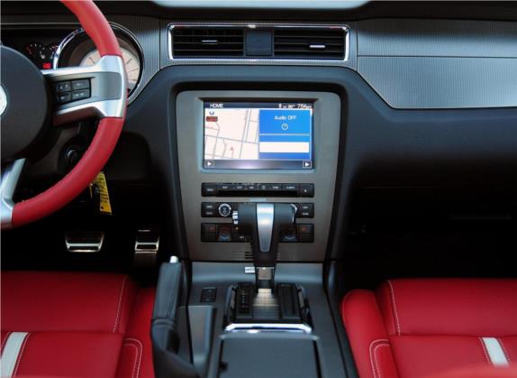 Mustang 2012款 5.0L GT自动豪华型 中控类   中控台