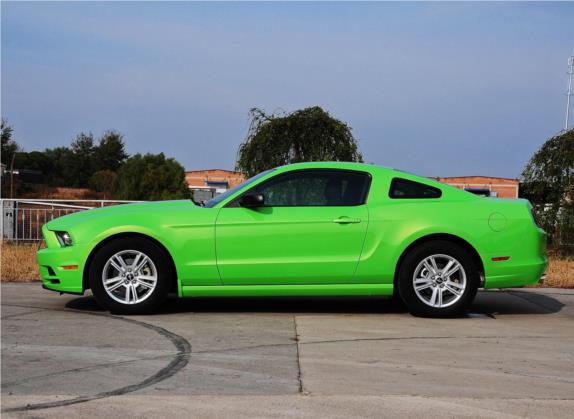 Mustang 2013款 3.7L 自动标准型 外观   正侧