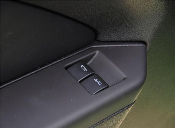 Mustang 2013款 3.7L 自动标准型 车厢座椅   门窗控制