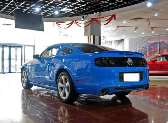 Mustang 2013款 5.0L GT自动标准型 外观   斜后