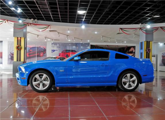 Mustang 2013款 5.0L GT自动标准型 外观   正侧