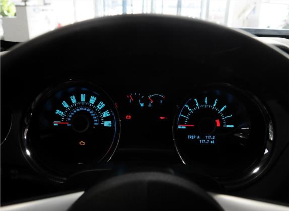 Mustang 2013款 5.0L GT自动标准型 中控类   仪表盘