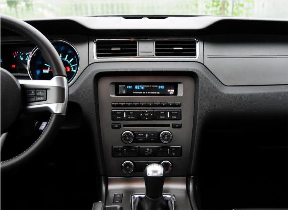 Mustang 2013款 3.7L 手动标准型 中控类   中控台