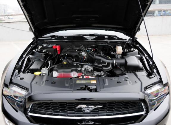 Mustang 2013款 3.7L 手动标准型 其他细节类   发动机舱