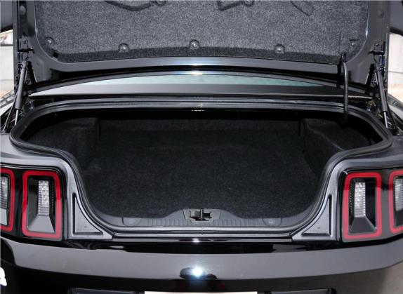 Mustang 2013款 3.7L 手动标准型 车厢座椅   后备厢