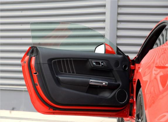 Mustang 2015款 2.3T 50周年纪念版 车厢座椅   前门板