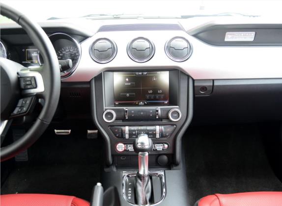Mustang 2015款 5.0L GT 性能版 中控类   中控台