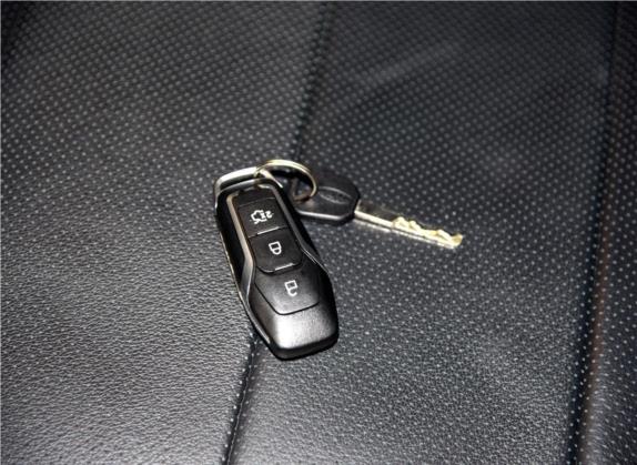 Mustang 2015款 2.3T 运动版 其他细节类   钥匙