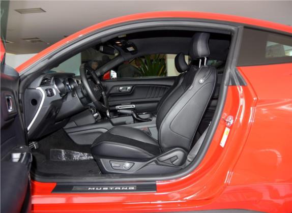 Mustang 2015款 2.3T 运动版 车厢座椅   前排空间