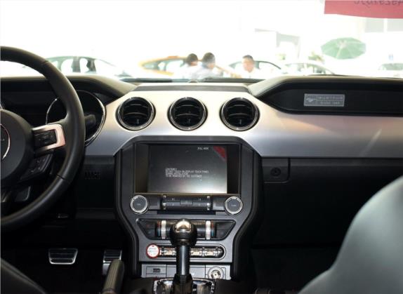 Mustang 2017款 2.3T 运动版 中控类   中控台