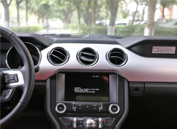 Mustang 2017款 5.0L GT 运动版 中控类   中控台