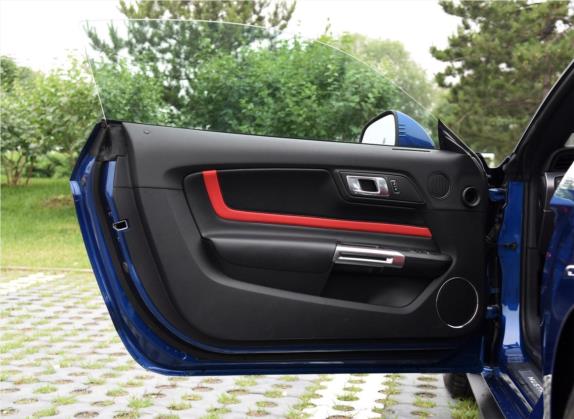 Mustang 2018款 5.0L V8 GT 车厢座椅   前门板