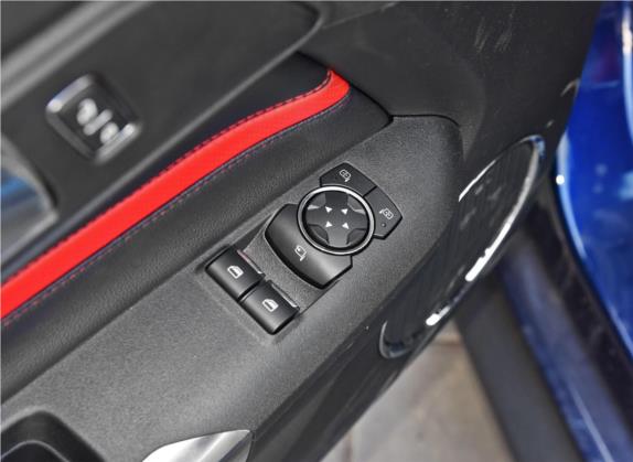 Mustang 2019款 5.0L V8 GT 车厢座椅   门窗控制