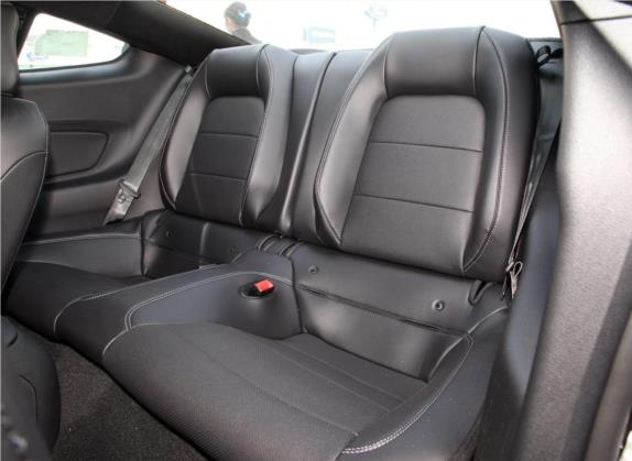 Mustang 2020款 2.3L EcoBoost 车厢座椅   后排空间