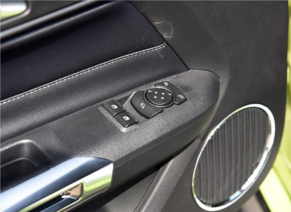 Mustang 2020款 2.3L EcoBoost 驰影性能进阶版 车厢座椅   门窗控制