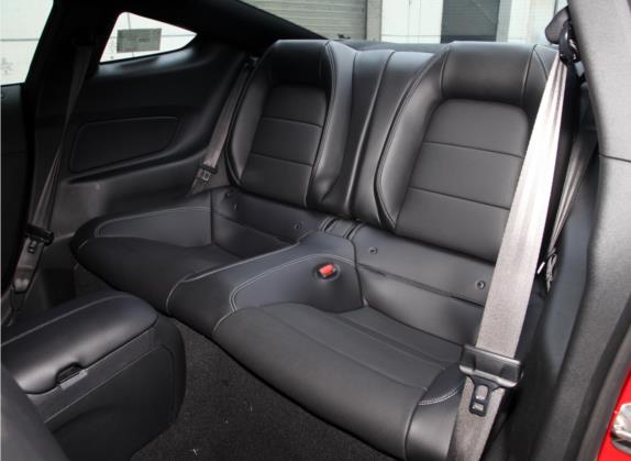 Mustang 2021款 2.3L EcoBoost 车厢座椅   后排空间