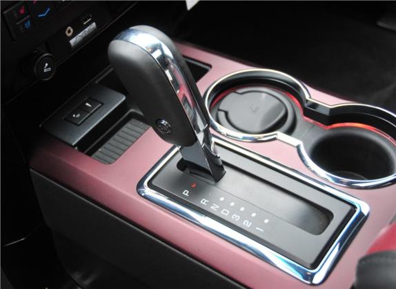 福特F-150 2011款 6.2L Harley-Davidson 中控类   挡把