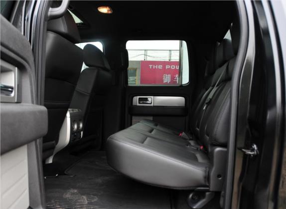 福特F-150 2011款 6.2L SVT Raptor SuperCrew 车厢座椅   后排空间
