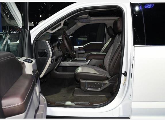福特F-150 2019款 3.5T LTD 车厢座椅   前排空间