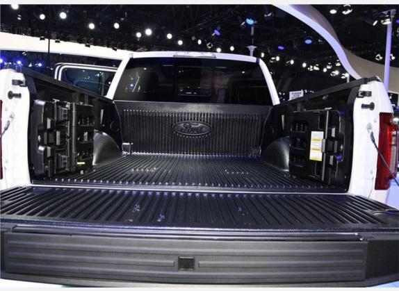 福特F-150 2019款 3.5T LTD 车厢座椅   后备厢