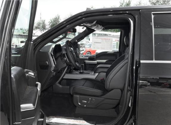福特F-150 2019款 3.5T 猛禽性能劲化版 车厢座椅   前排空间