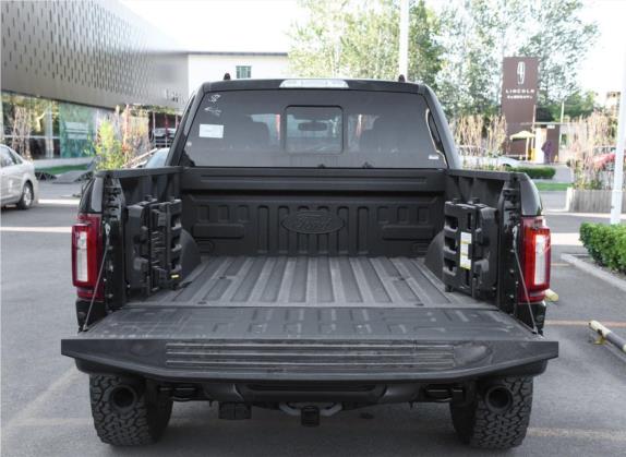 福特F-150 2019款 3.5T 猛禽极地蓝光限量版 车厢座椅   后备厢