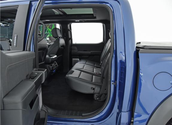 福特F-150 2022款 3.5T 猛禽 车厢座椅   后排空间