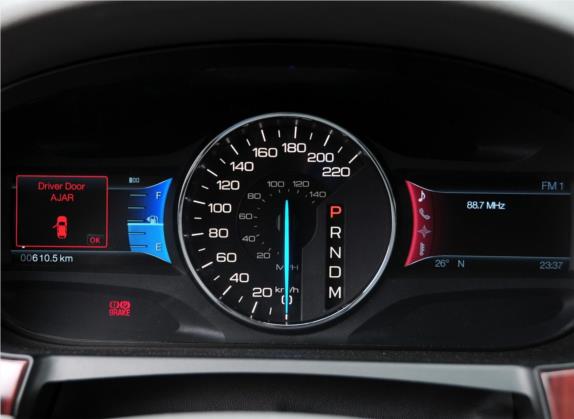 锐界(进口) 2011款 3.5L 尊锐型 中控类   仪表盘
