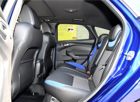 福克斯(进口) 2018款 2.0T ST 标准版 车厢座椅   后排空间