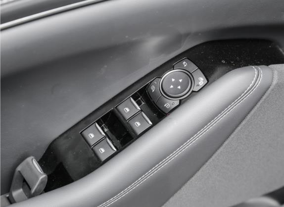 福特电马 2021款 跃世后驱版(标准续航) 车厢座椅   门窗控制
