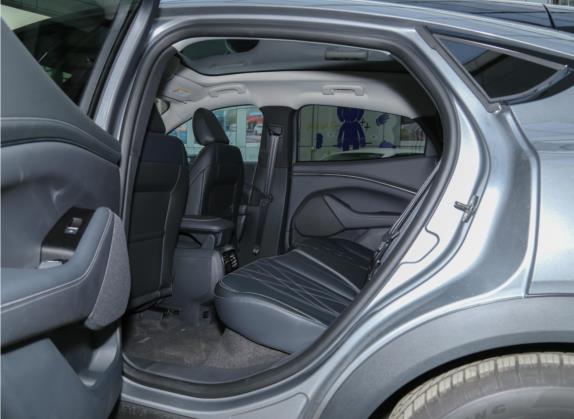 福特电马 2021款 无疆后驱版(长续航) 车厢座椅   后排空间