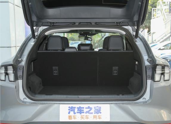 福特电马 2021款 无疆后驱版(长续航) 车厢座椅   后备厢