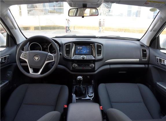 萨瓦纳 2015款 2.8T 手动四驱柴油尊享版7座 中控类   中控全图