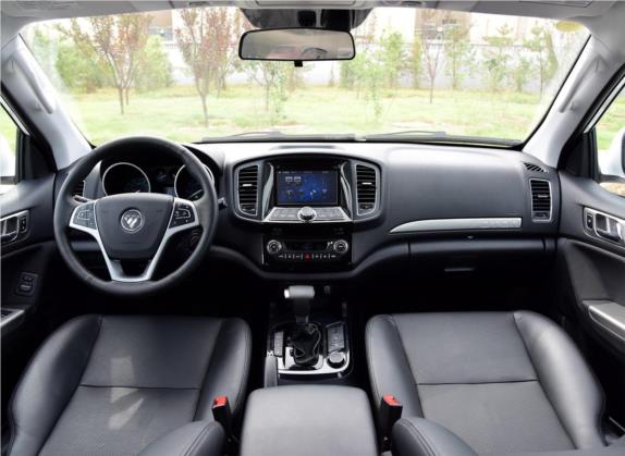 萨瓦纳 2016款 2.0T 自动四驱汽油至尊版7座 中控类   中控全图