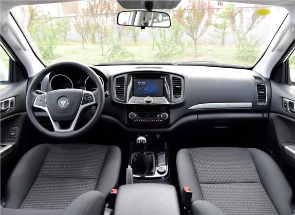 萨瓦纳 2016款 2.8T 手动四驱柴油豪华版5座 中控类   中控全图