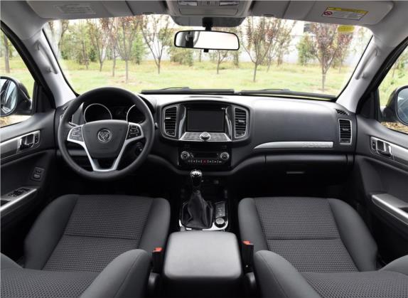 萨瓦纳 2016款 2.8T 手动四驱柴油豪华版7座 中控类   中控全图