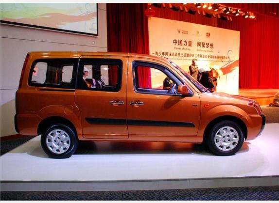 迷迪 2009款 宜家 1.3L 标准型 外观   正侧