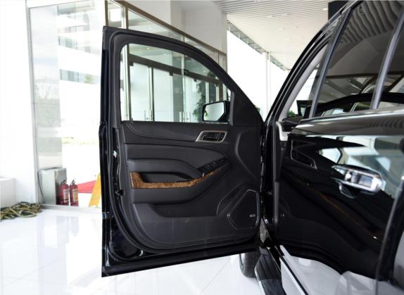 YUKON 2015款 6.2L DENALI 4WD 车厢座椅   前门板