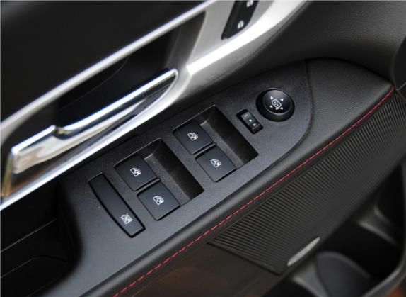 TERRAIN 2012款 3.0L 标准型 车厢座椅   门窗控制