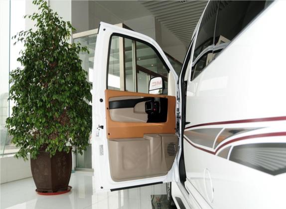 SAVANA 2013款 5.3L 1500运动版 车厢座椅   前门板