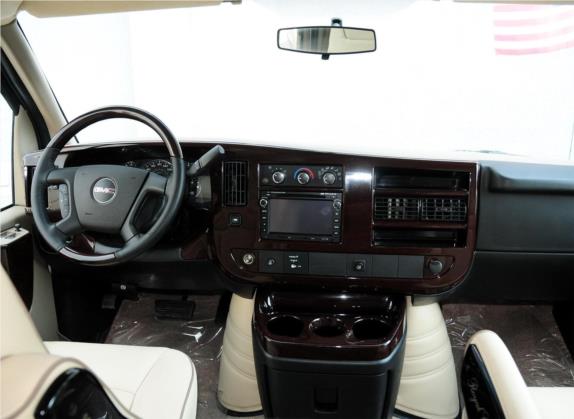 SAVANA 2013款 6.0L 领袖级商务车 中控类   中控全图