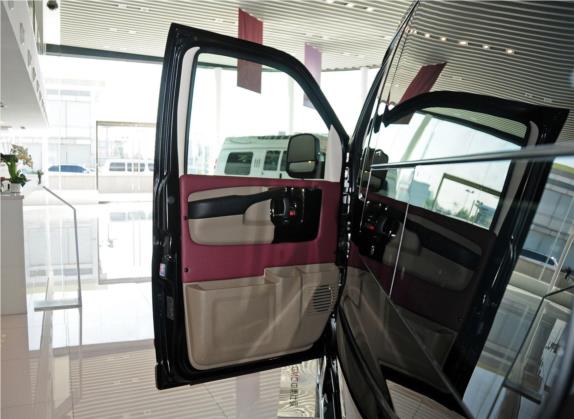 SAVANA 2014款 5.3L 1500S 车厢座椅   前门板