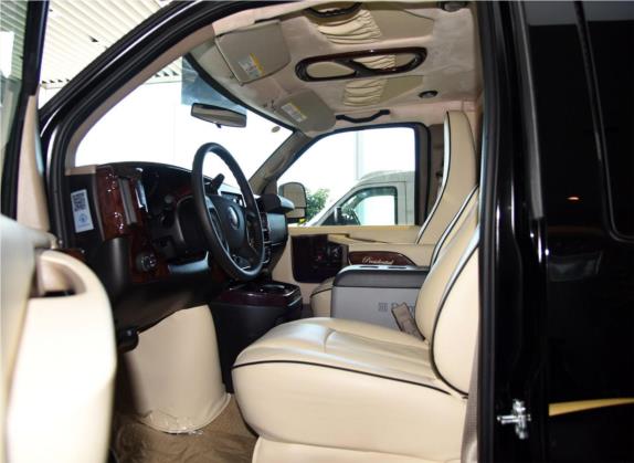 SAVANA 2016款 G660 两驱雅尊版 车厢座椅   前排空间